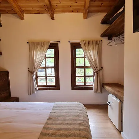 N'gorice Hotel 4*