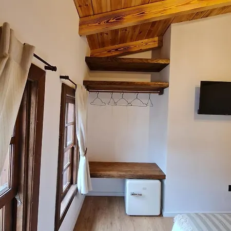 N'gorice Hotel 4*